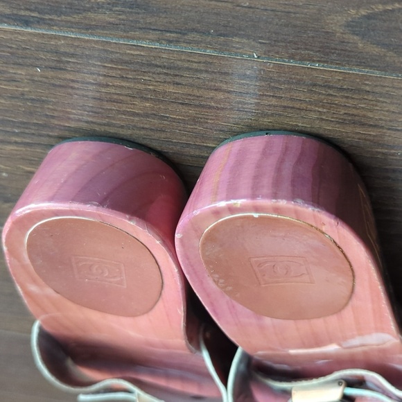 CHANEL Vintage Interlocking CC Logo Clogs - Picture 16 of 16